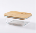 Lunch box en verre borosilicate et couvercle en bambou naturel

Boîte de conservation premium en verre résistant et joint silicone hermétique

Contenant alimentaire sain sans plomb ni cadmium pour repas nomade

Tupperware design en verre et bois pour une cuisine organisée